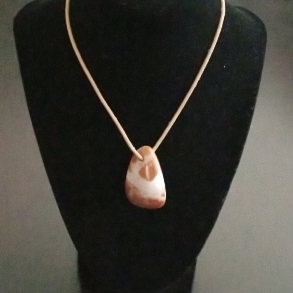 Agate, necklace